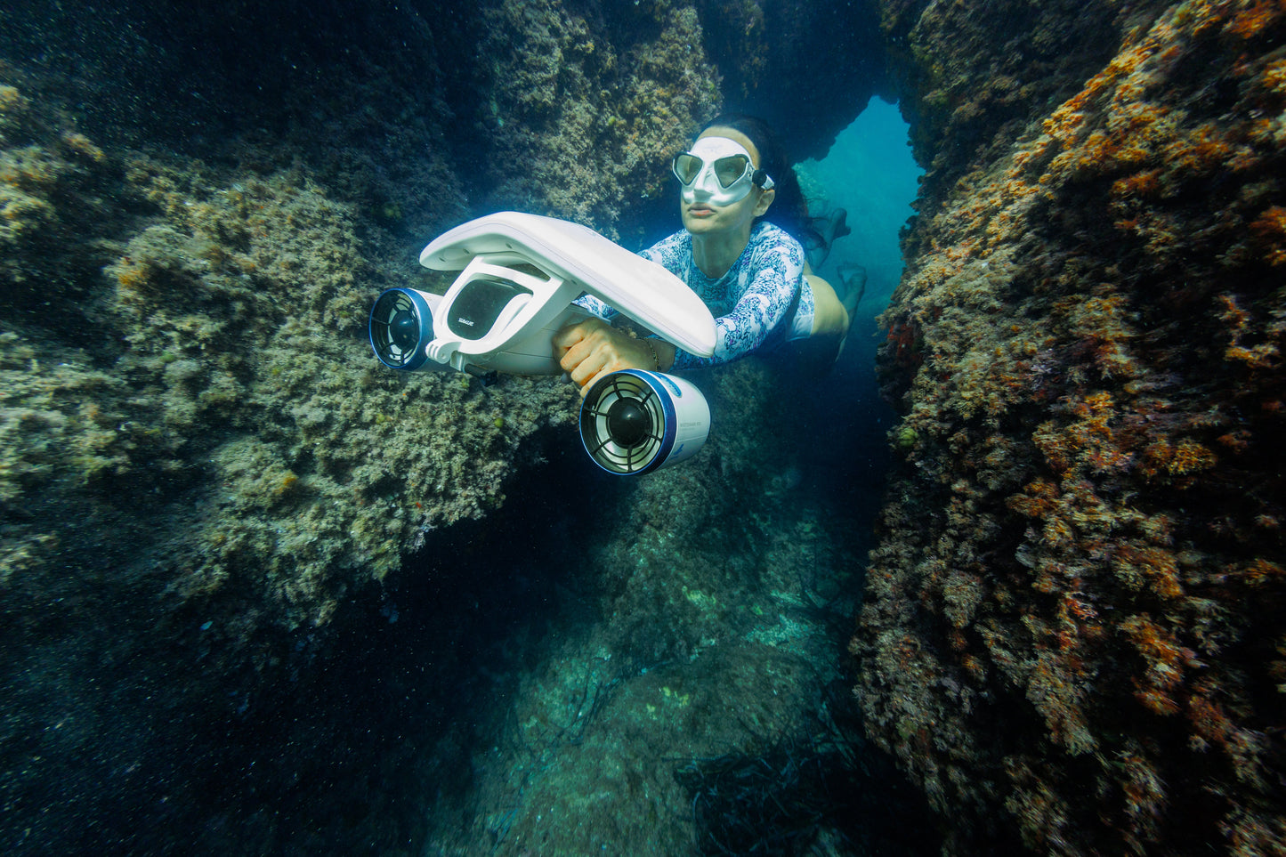 Mix Dual-Motor Underwater Scooter 3.4mph