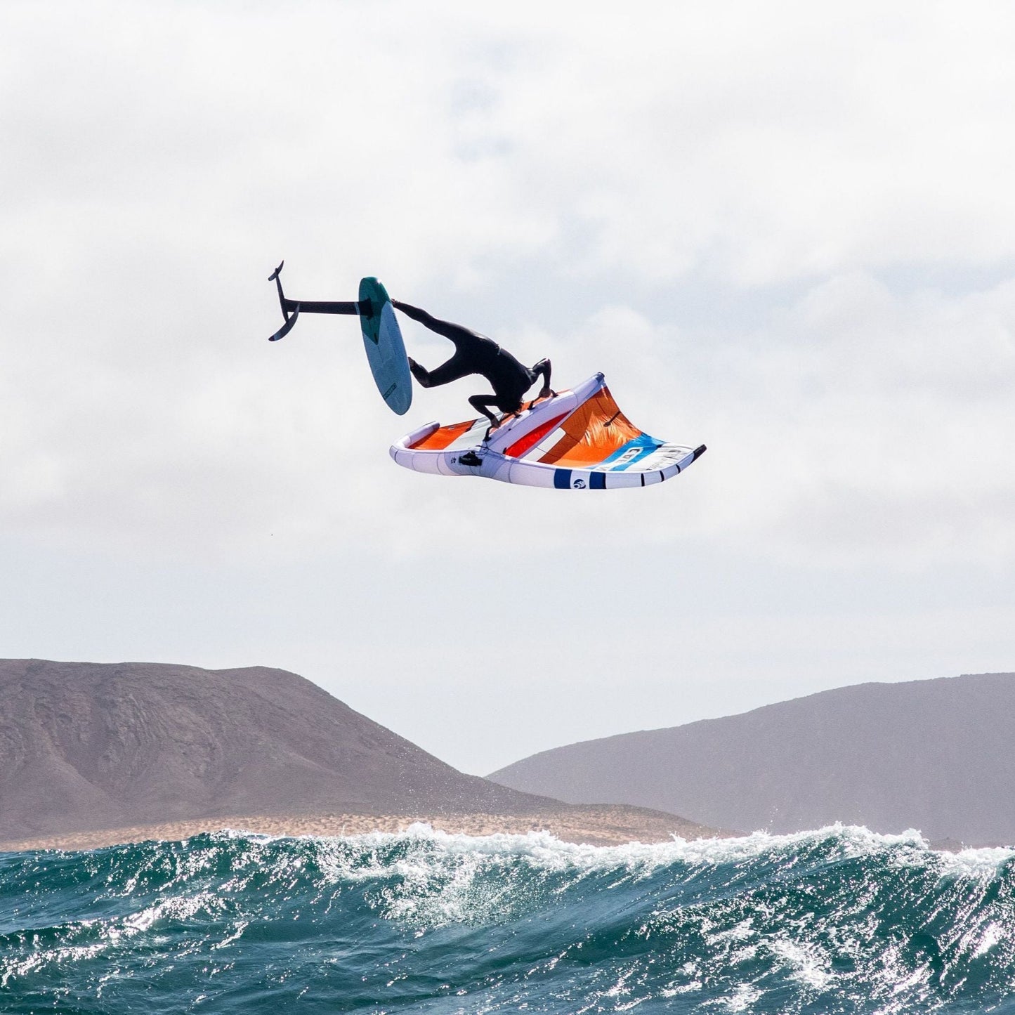 2025 Cabrinha Mantis Wing