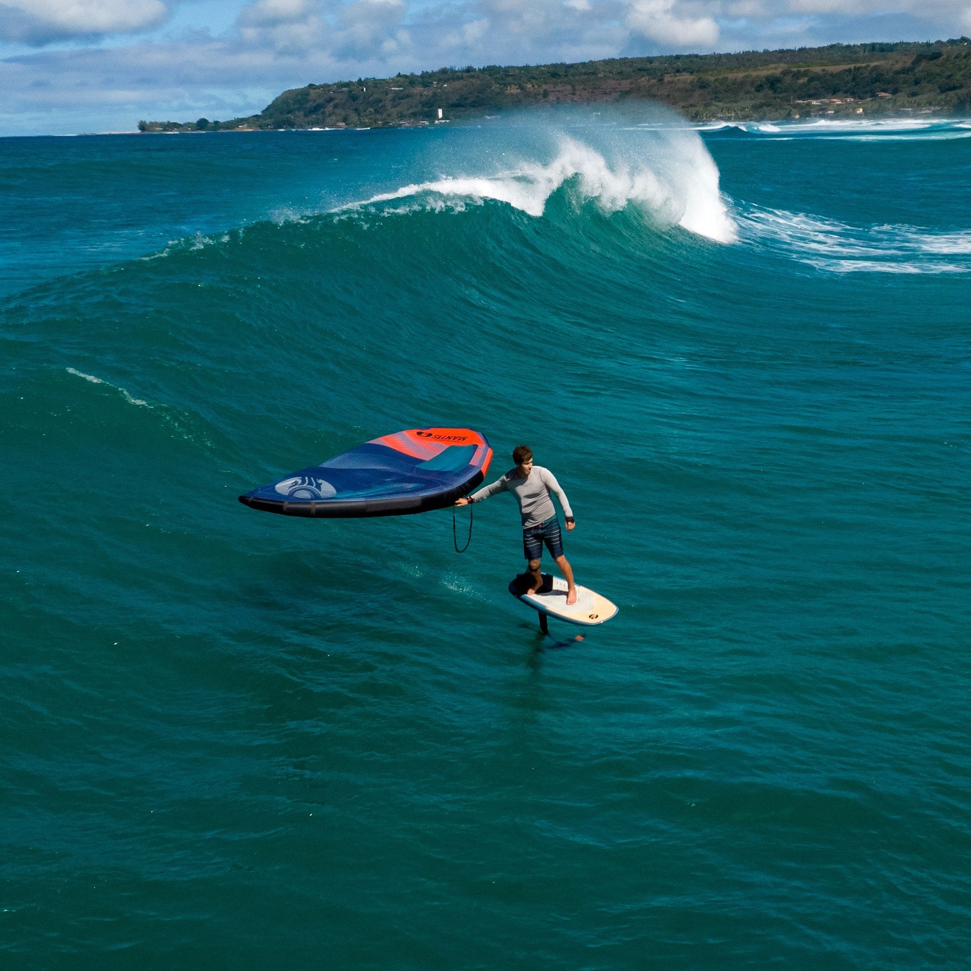 Cabrinha Mantis V2 With Windows Action 6