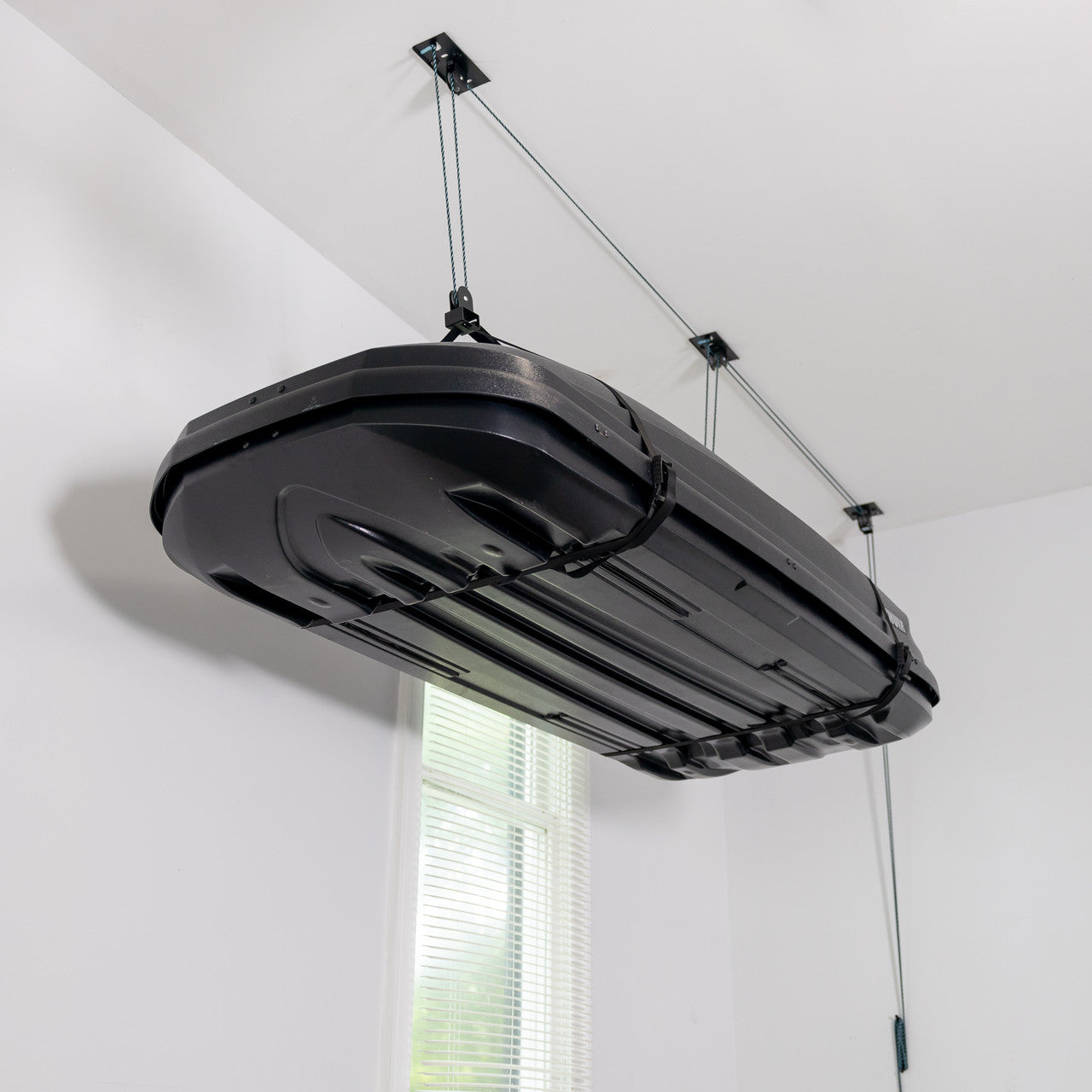 Easylift Cargo Box Hoist Holds Up To 150 Lbs 2