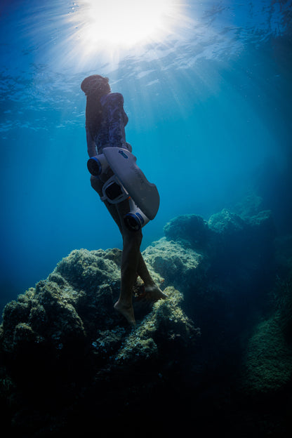 Mix Dual-Motor Underwater Scooter 3.4mph
