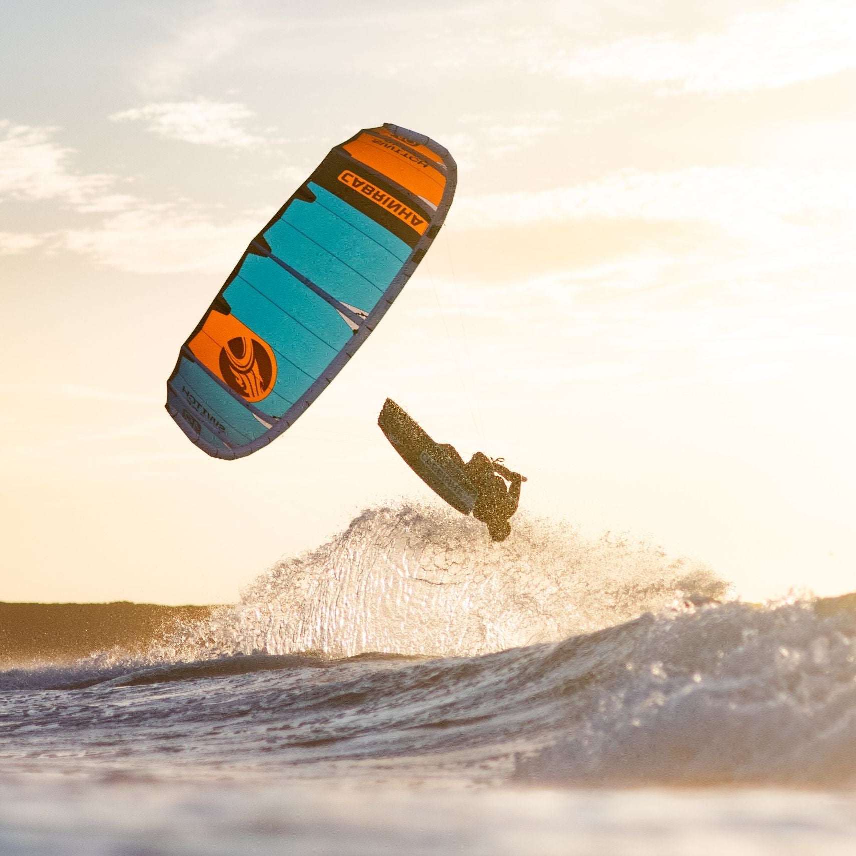 2025 Cabrinha Switchblade Apex Kite 4