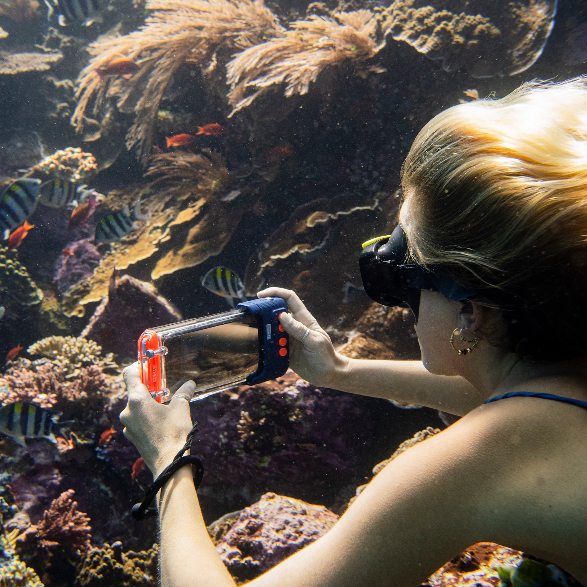 H1 Smart Waterproof Phone Case 7