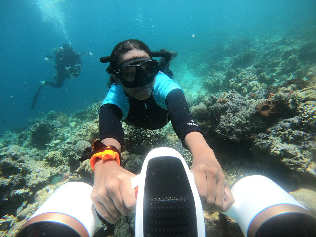MixPro Dual-Motor Underwater Scooter 4.0mph