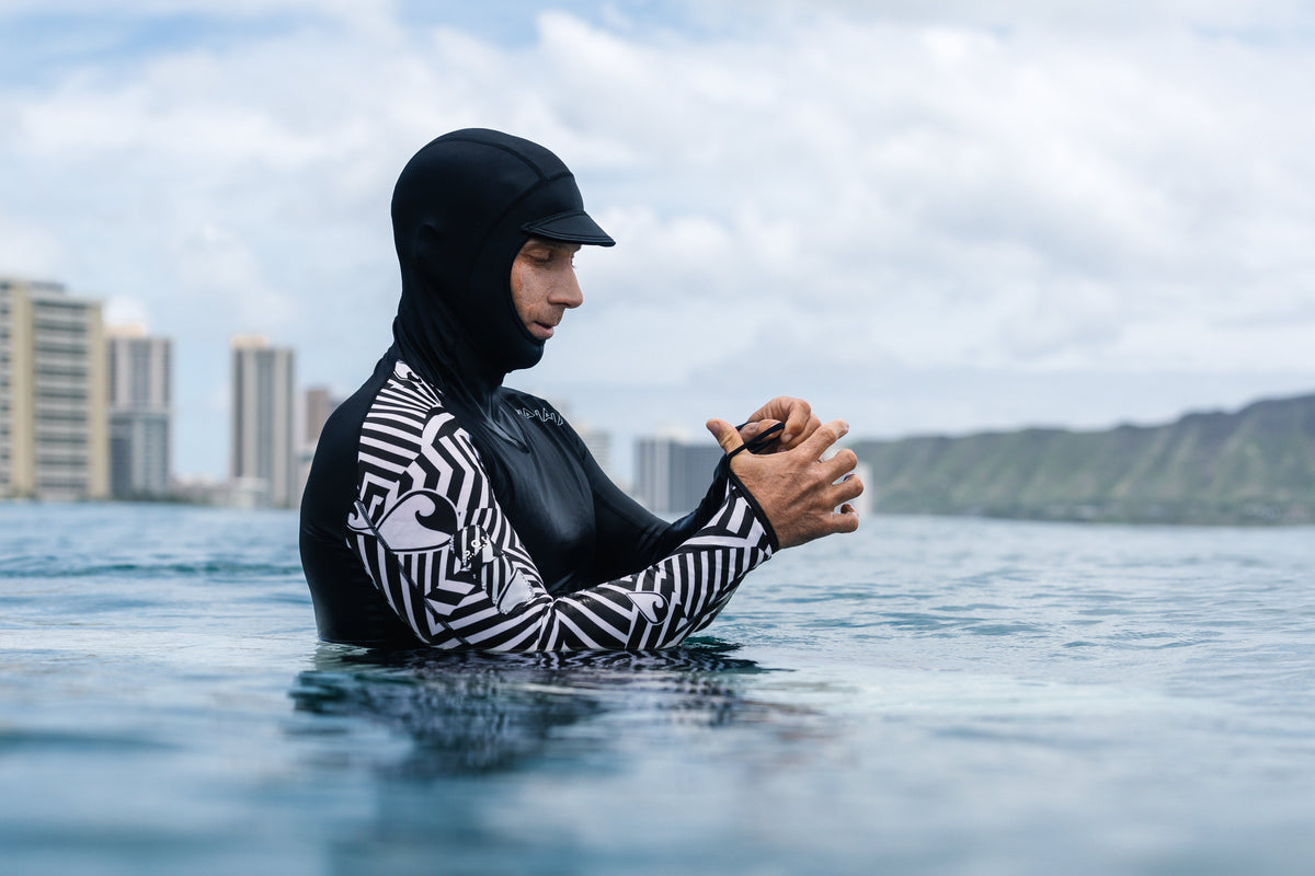 Black Carvico Hooded Surf Rashguard 10