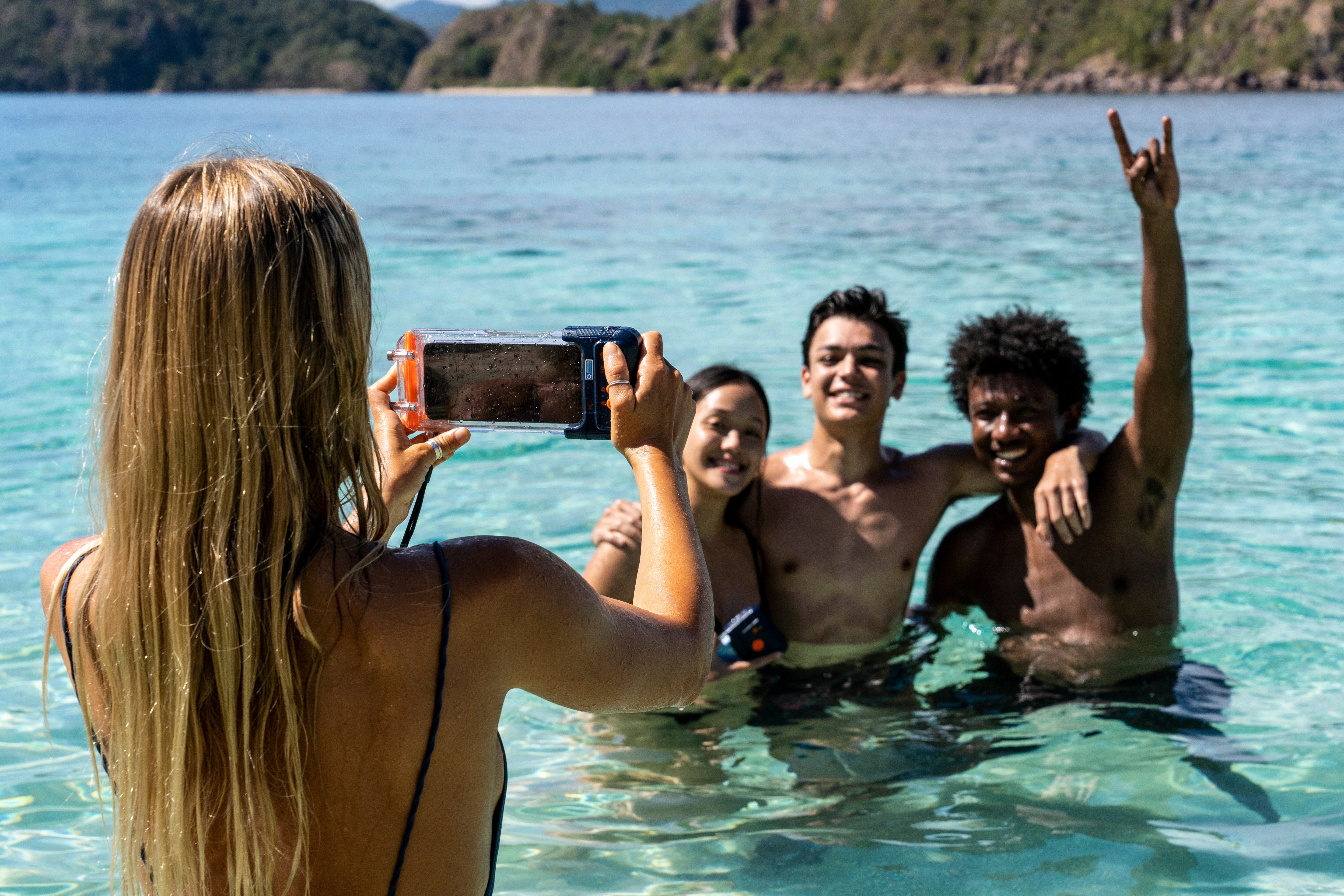 H1 Smart Waterproof Phone Case 8