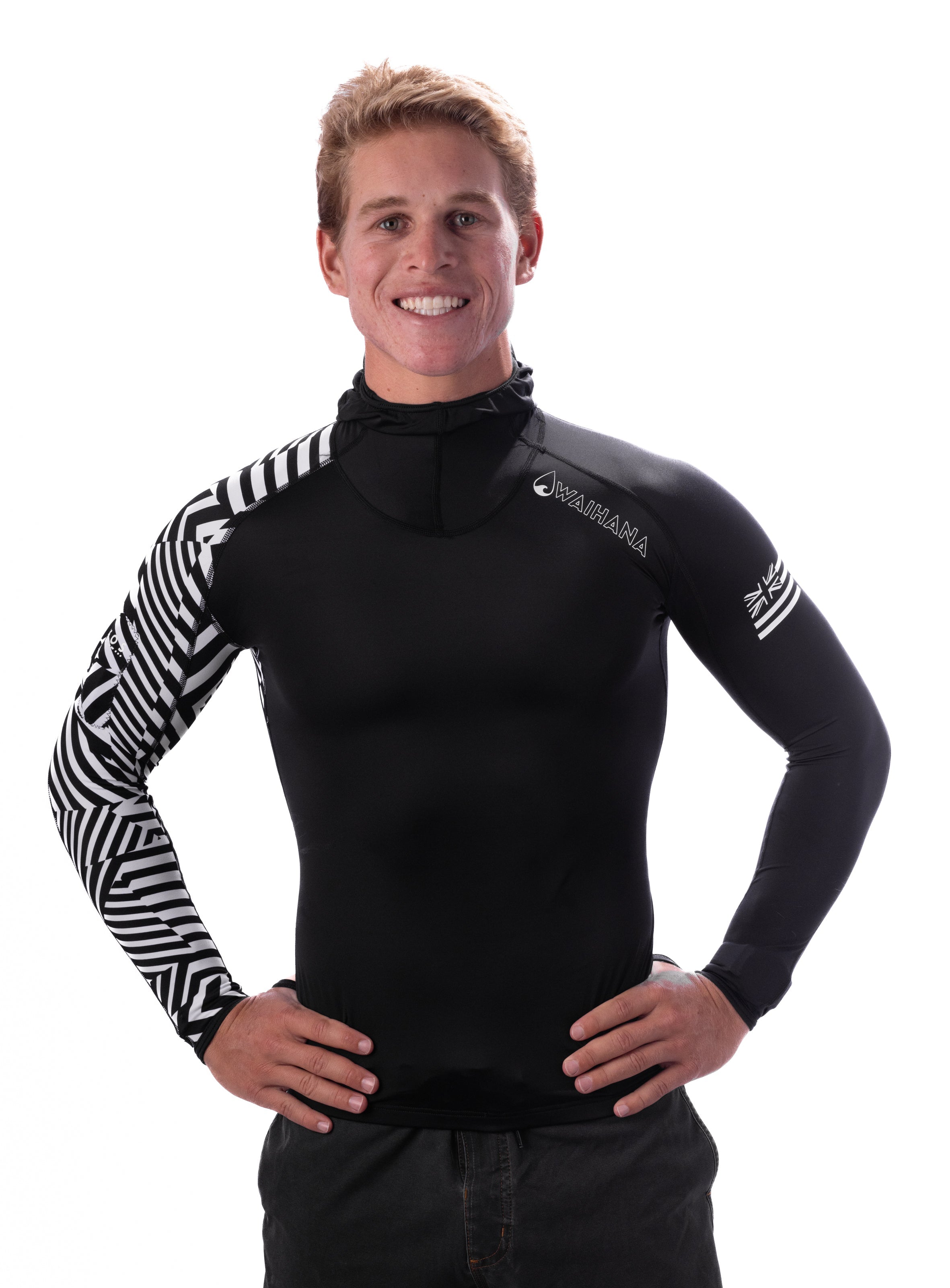 Waihana Blackhoodedsurfrashguard