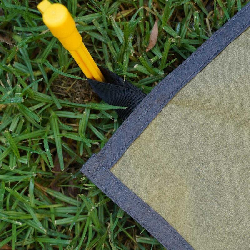 Landing Mat Amazon Pushing Pin Green