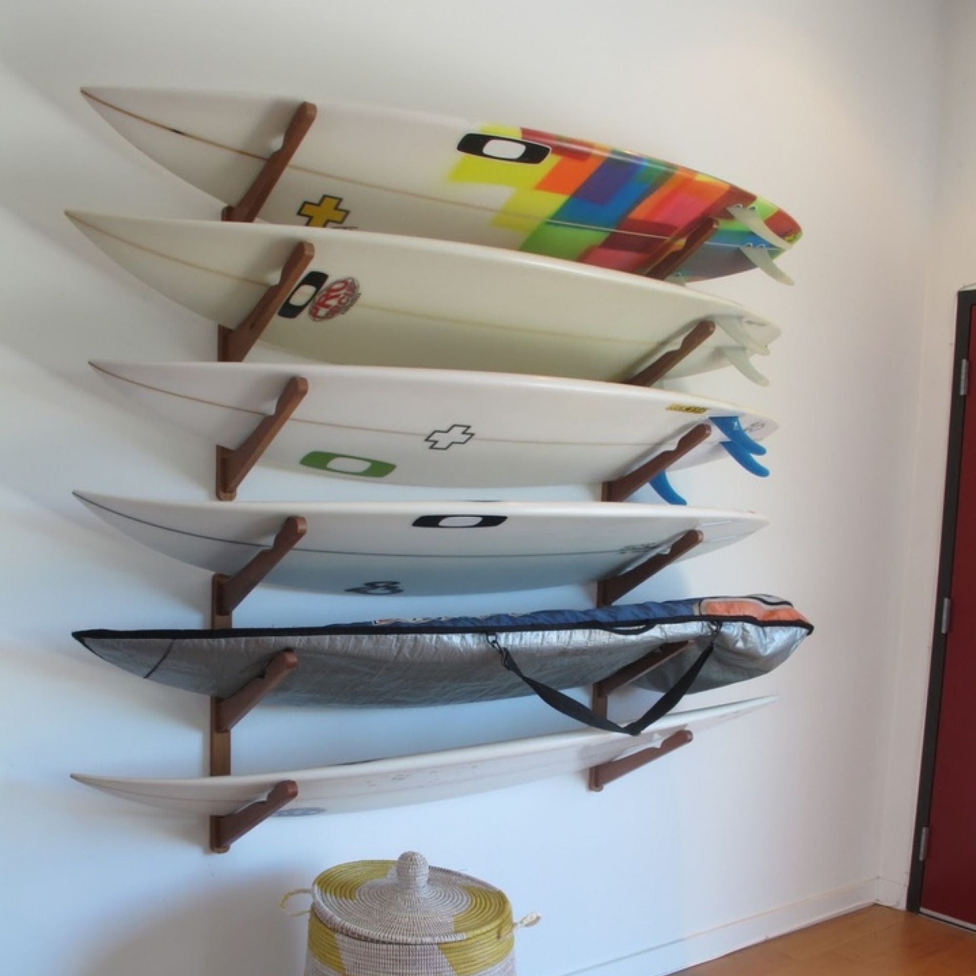 Surfboardwallmountthreeboardsrack